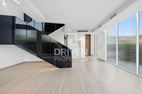 Adosado en Al Barari, Dubai, 4 dormitorios, 180.23 m², № 140205 - foto 2