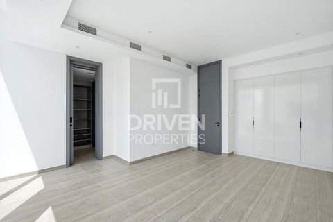 Adosado en Al Barari, Dubai, 4 dormitorios, 180.23 m², № 140205 - foto 4