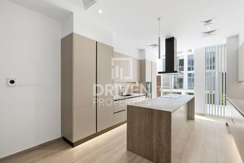 Adosado en Al Barari, Dubai, 4 dormitorios, 180.23 m², № 140205 - foto 14