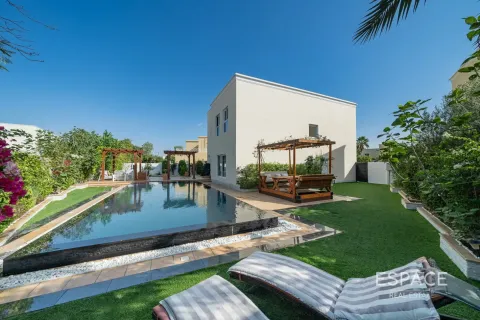 Villa in Meadows 1, Meadows, Dubai 4 bedrooms, 337 sq.m. № 122451