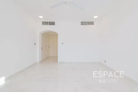 Villa à The Springs, Dubai, 5 chambres, 289 m², № 122430 - photo 12
