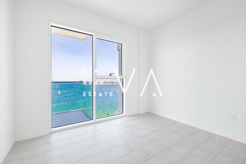 Apartment in Jumeirah Beach Residence, Dubai 2 bedrooms, 129.04 sq.m. № 52774 - photo 9