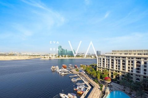 Купить квартиру в Bur Dubai, Дубай: 2 спальни, 345.63м², № 52773 - фото 2