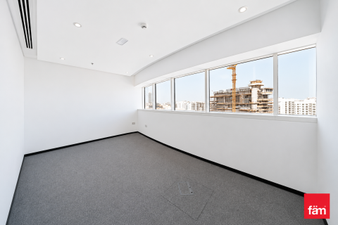 Oficina en Sheikh Zayed Road, Dubai, 217.6 m², № 109143 - foto 7