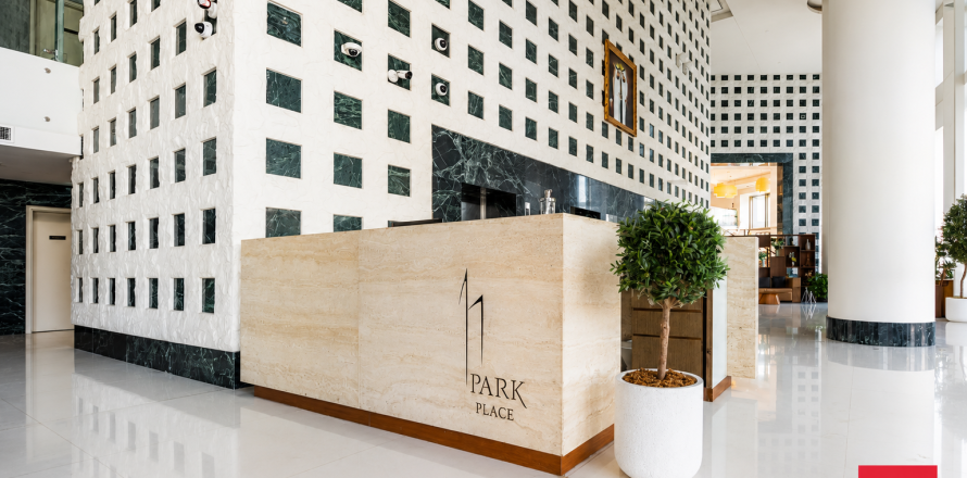 Oficina en Sheikh Zayed Road, Dubai, 217.6 m², № 109143