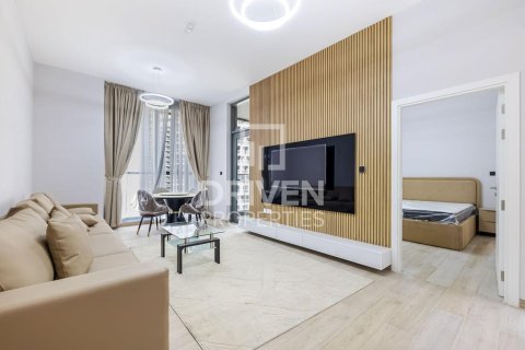 Квартира в Бизнес-Бэе, Дубай, 1 спальня, 71.35м², № 129273