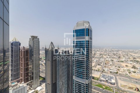 Снять в аренду квартиру в Paramount Tower Hotel & Residences, Бизнес-Бэй, Дубай: 2 спальни, 119.84м², № 129274 - фото 13