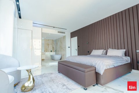 Apartment in Dubai 3 bedrooms, 178.5 sq.m. № 112809 - photo 13
