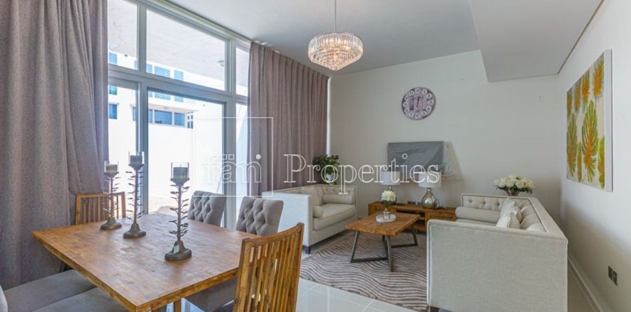 Townhouse in Dubai 4 bedrooms, 230.2 sq.m. № 112804