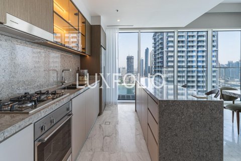 Снять в аренду квартиру в EMAAR Beachfront, Dubai Harbour, Дубай: 2 спальни, 160м², № 46219 - фото 6