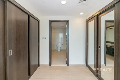 Apartment in Dubai Marina, Dubai 3 bedrooms, 276 sq.m. № 123087 - photo 5