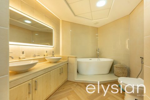 Appartement à Shoreline Apartments, Palm Jumeirah, Dubai, 2 chambres, 147 m², № 37835 - photo 6