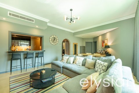 Appartement à Shoreline Apartments, Palm Jumeirah, Dubai, 2 chambres, 147 m², № 37835 - photo 16