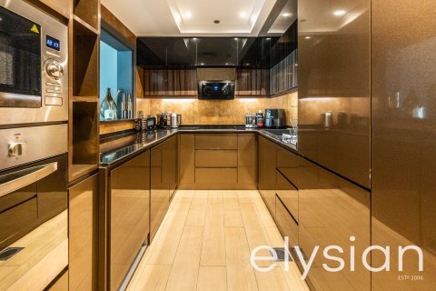 Apartment in Shoreline Apartments, Palm Jumeirah, Dubai 2 bedrooms, 147 sq.m. № 37835