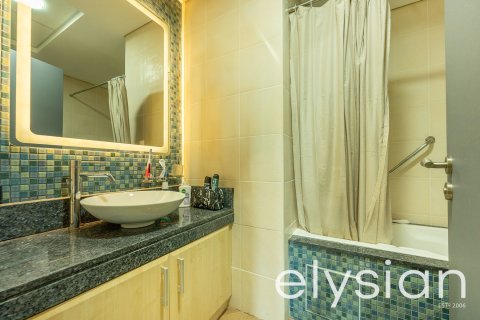 Appartement à Shoreline Apartments, Palm Jumeirah, Dubai, 2 chambres, 147 m², № 37835 - photo 3