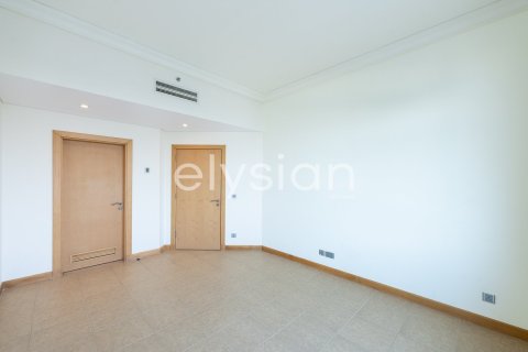 Снять в аренду квартиру в Shoreline Apartments, Пальма Джумейра, Дубай: 2 спальни, 144м², № 37836 - фото 6