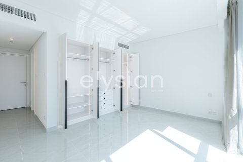 Apartment in Jumeirah Beach Residence, Dubai 3 bedrooms, 190 sq.m. № 37833 - photo 8