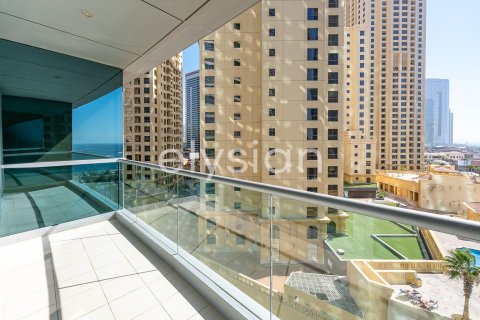 Apartment in Jumeirah Beach Residence, Dubai 3 bedrooms, 190 sq.m. № 37833 - photo 2