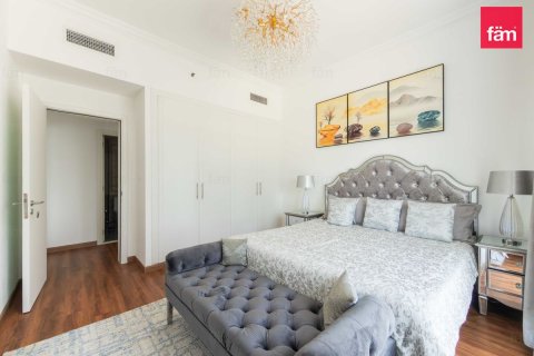 Appartement à Dubai Marina, Dubai, 3 chambres, 219.8 m², № 134866 - photo 2