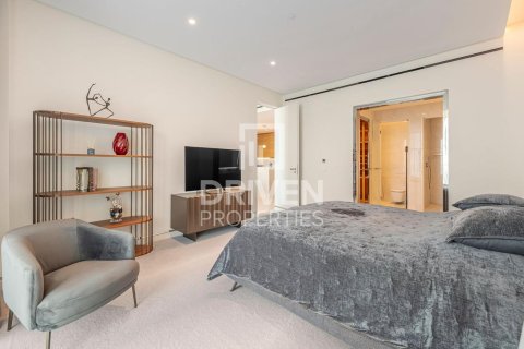 Снять в аренду квартиру в The Crescent, Пальма Джумейра, Дубай: 2 спальни, 178.75м², № 128095 - фото 7