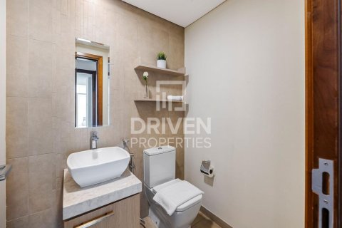 Снять в аренду квартиру в Bay Square, Бизнес-Бэй, Дубай: 1 спальня, 147.34м², № 128089 - фото 12