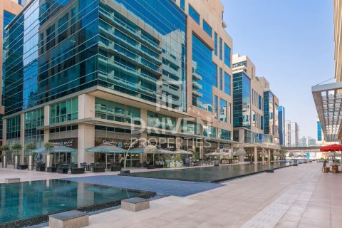 Снять в аренду квартиру в Bay Square, Бизнес-Бэй, Дубай: 1 спальня, 147.34м², № 128089 - фото 14