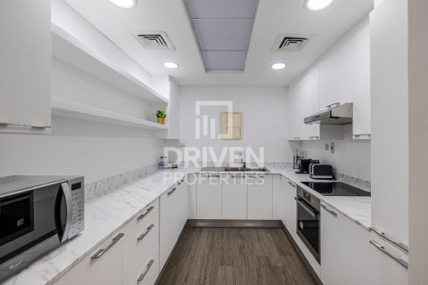 Снять в аренду квартиру в Bay Square, Бизнес-Бэй, Дубай: 1 спальня, 147.34м², № 128089 - фото 11