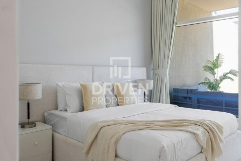 Снять в аренду квартиру в Bay Square, Бизнес-Бэй, Дубай: 1 спальня, 147.34м², № 128089 - фото 9