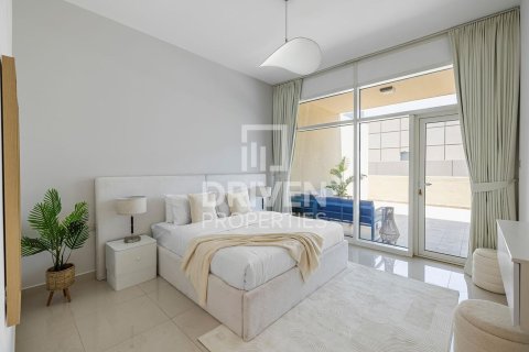 Снять в аренду квартиру в Bay Square, Бизнес-Бэй, Дубай: 1 спальня, 147.34м², № 128089 - фото 8
