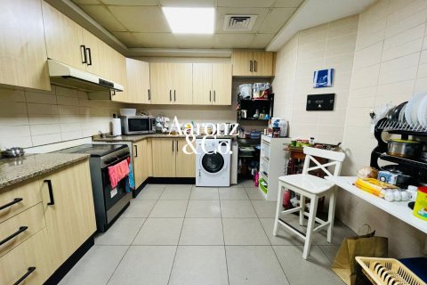 شقة في أبراج بحيرة جميرا, دبي 3 غرف نوم, 182 م² رقم 109733 - صورة 3