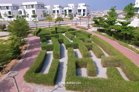 Villa en Dubai, 5 dormitorios, 353 m², № 10716 - foto 9