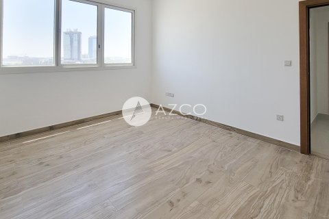 Apartment in Al Barsha South, Al Barsha, Dubai 2 bedrooms, 70 sq.m. № 37785 - photo 9