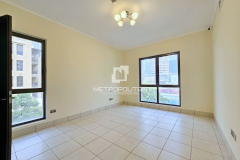Apartment in Reehan, Old Town, Dubai 3 bedrooms, 174 sq.m. № 73288 - photo 10