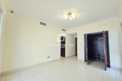 Apartment in Reehan, Old Town, Dubai 3 bedrooms, 174 sq.m. № 73288 - photo 12
