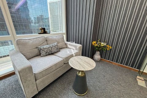 Снять в аренду офис в Tamani Art Tower, Бизнес-Бэй, Дубай: 41м², № 132957 - фото 7