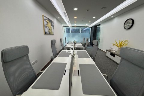 Снять в аренду офис в Tamani Art Tower, Бизнес-Бэй, Дубай: 41м², № 132957 - фото 12