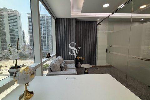 Снять в аренду офис в Tamani Art Tower, Бизнес-Бэй, Дубай: 41м², № 132957 - фото 11