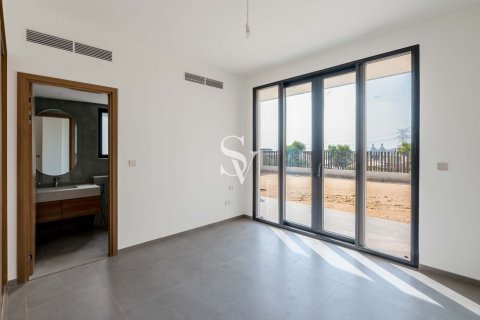 Villa in Jebel Ali, Dubai 5 bedrooms, 715 sq.m. № 132955 - photo 24