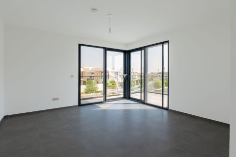 Villa in Jebel Ali, Dubai 5 bedrooms, 715 sq.m. № 132955 - photo 18