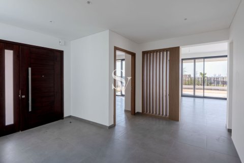 Villa in Jebel Ali, Dubai 5 bedrooms, 715 sq.m. № 132955 - photo 19