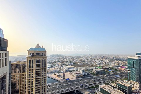 Apartment in Al Habtoor City, Business Bay, Dubai 3 bedrooms, 185 sq.m. № 43994