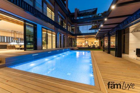 Villa à Umm Al Sheif, Dubai, 5 chambres, 1393.5 m², № 135195