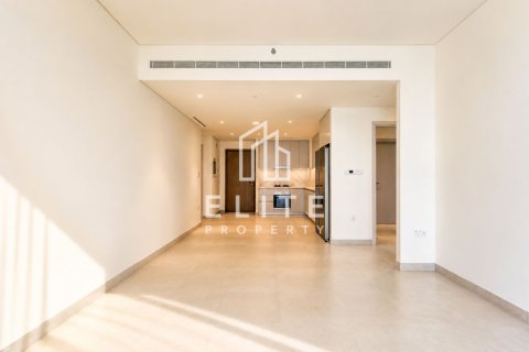 Apartment in EMAAR Beachfront, Dubai Harbour, Dubai 2 bedrooms, 115 sq.m. № 137344