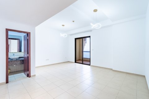 Apartment in Dubai Marina, Dubai 2 bedrooms, 118 sq.m. № 120343 - photo 12