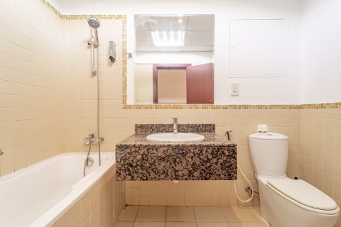 Apartment in Dubai Marina, Dubai 2 bedrooms, 118 sq.m. № 120343 - photo 19