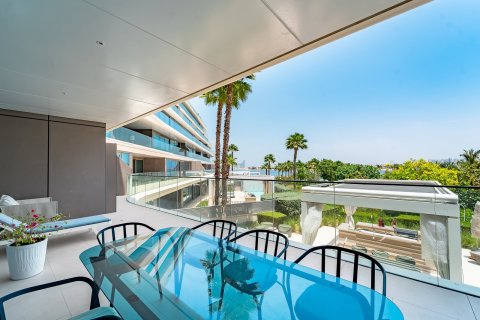 Apartment in Palm Jumeirah, Dubai 3 bedrooms, 572 sq.m. № 120380 - photo 22