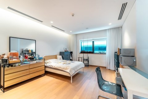 Apartment in Palm Jumeirah, Dubai 3 bedrooms, 572 sq.m. № 120380 - photo 11