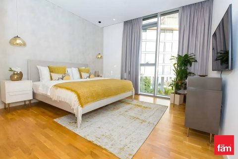Apartment in Dubai 2 bedrooms, 152.5 sq.m. № 123467 - photo 4