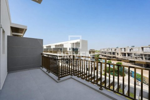 Снять в аренду таунхаус в Дубае: 4 спальни, 142.61м², № 128077 - фото 19