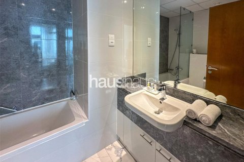 Apartment in Al Habtoor City, Business Bay, Dubai 1 bedroom, 75 sq.m. № 44769 - photo 11